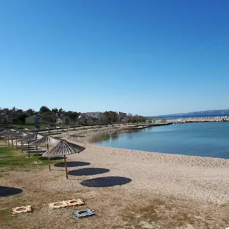 Apartment Aquamarine Vir